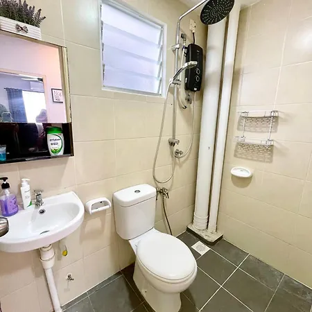 Dp Islamic Homestay Setia Alam Exterior photo